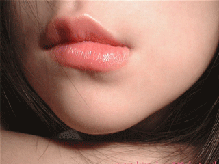 强姧美女动态图片 家教小故事动态图 妹子甩奶动态图